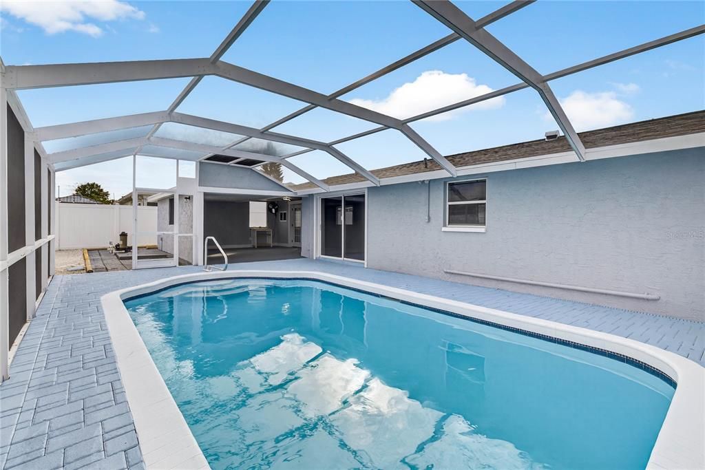 待售: $310,000 (2 贝兹, 2 浴室, 1234 平方英尺)