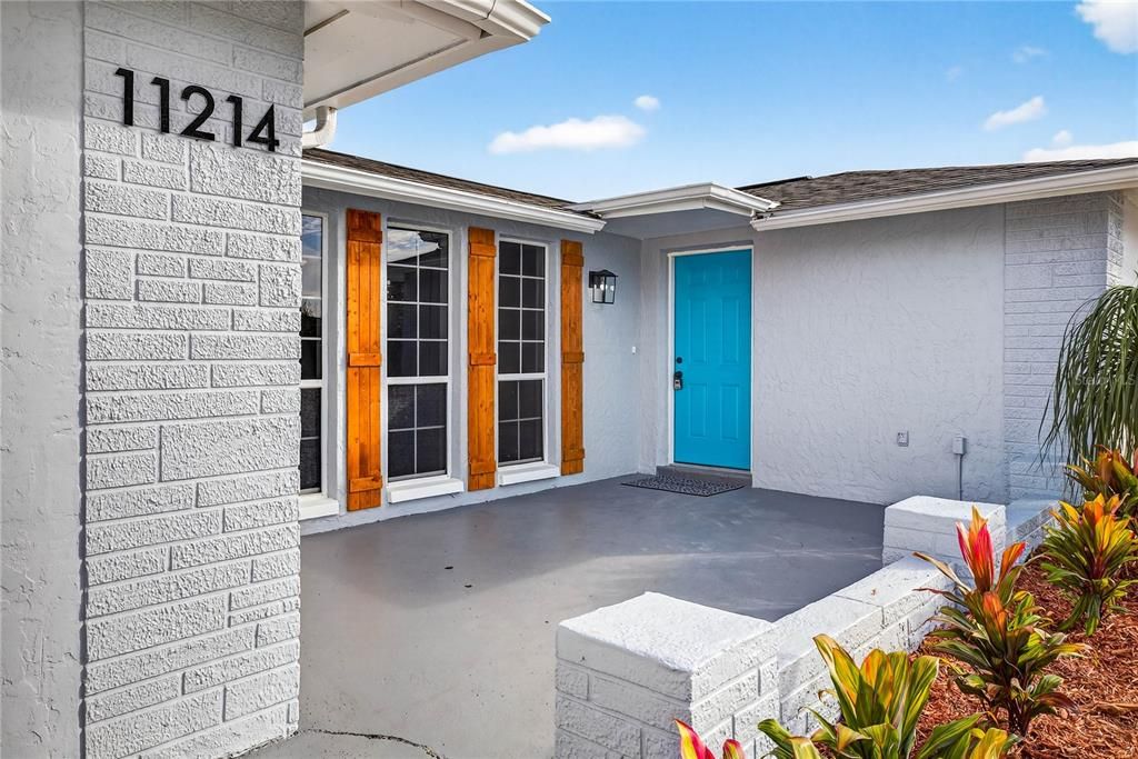 待售: $310,000 (2 贝兹, 2 浴室, 1234 平方英尺)