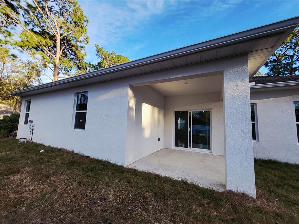 En Venta: $429,999 (3 camas, 2 baños, 1681 Pies cuadrados)