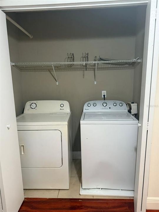 出租: $1,550 (2 贝兹, 2 浴室, 1154 平方英尺)