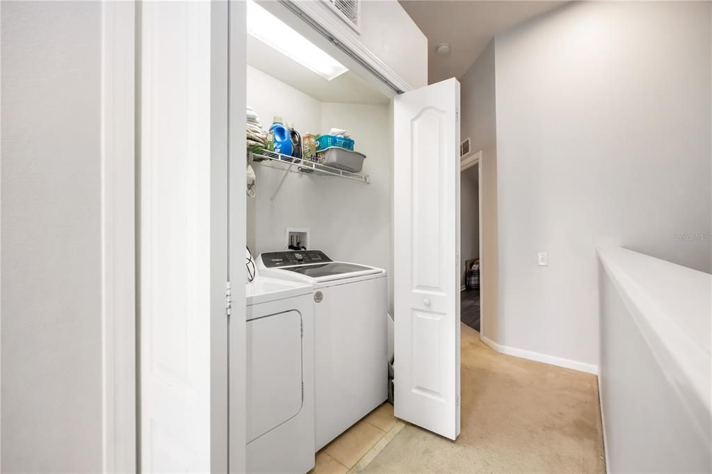 На продажу: $289,900 (3 спален, 2 ванн, 1596 Квадратных фут)