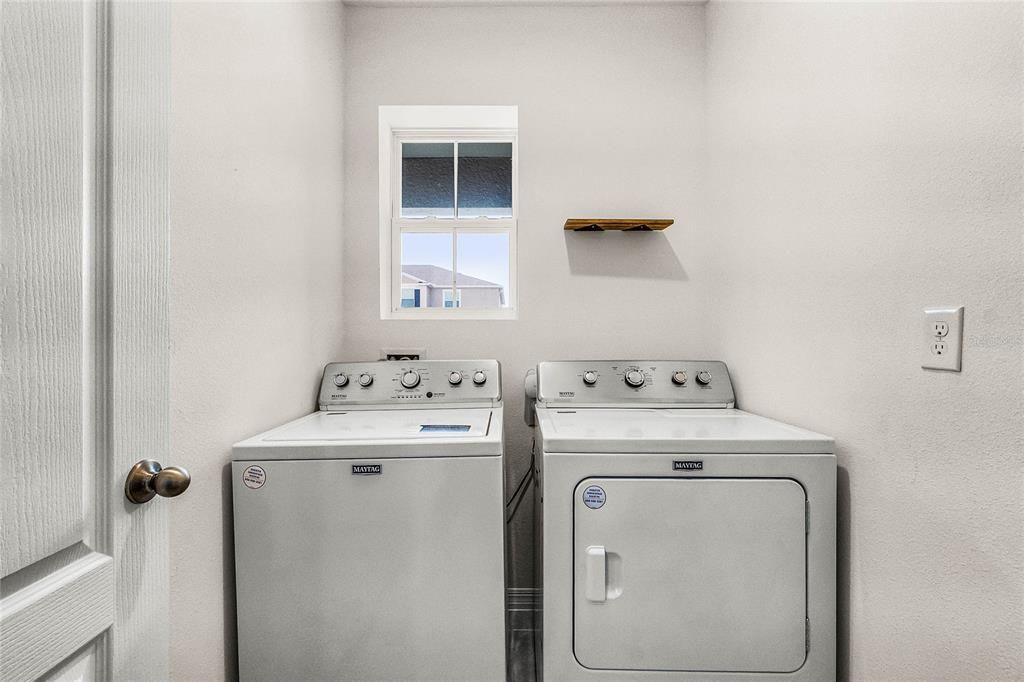 For Sale: $385,500 (3 beds, 2 baths, 1608 Square Feet)