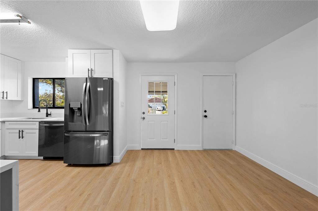 En Renta: $2,850 (3 camas, 2 baños, 1873 Pies cuadrados)