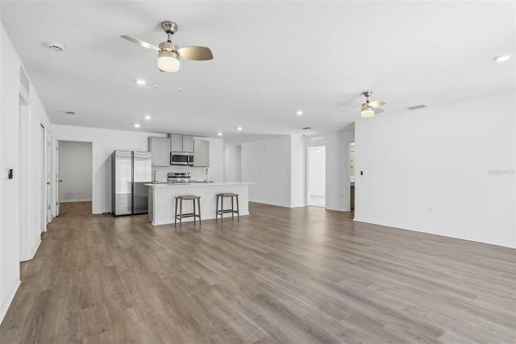 For Sale: $374,900 (4 beds, 2 baths, 2059 Square Feet)