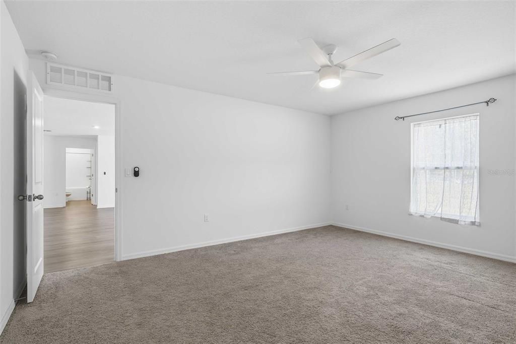 For Sale: $374,900 (4 beds, 2 baths, 2059 Square Feet)