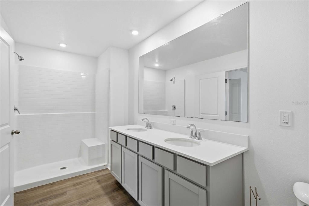 For Sale: $374,900 (4 beds, 2 baths, 2059 Square Feet)