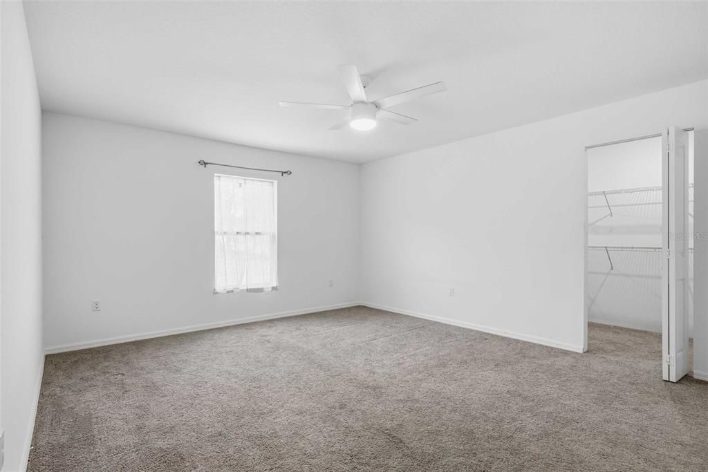 For Sale: $374,900 (4 beds, 2 baths, 2059 Square Feet)