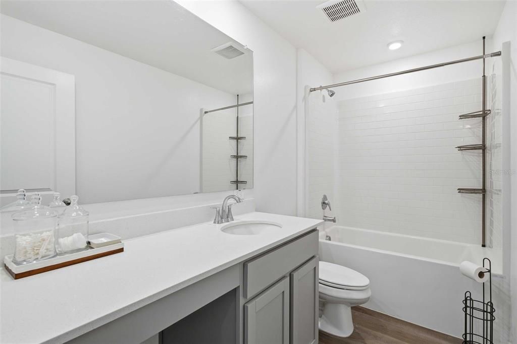 For Sale: $374,900 (4 beds, 2 baths, 2059 Square Feet)