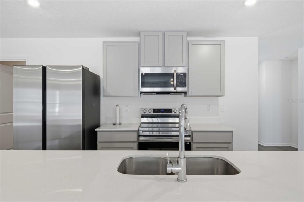 For Sale: $374,900 (4 beds, 2 baths, 2059 Square Feet)