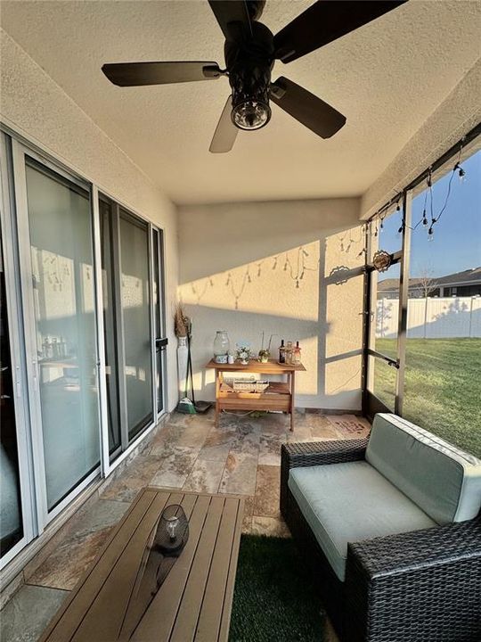 En Renta: $2,800 (4 camas, 3 baños, 2132 Pies cuadrados)