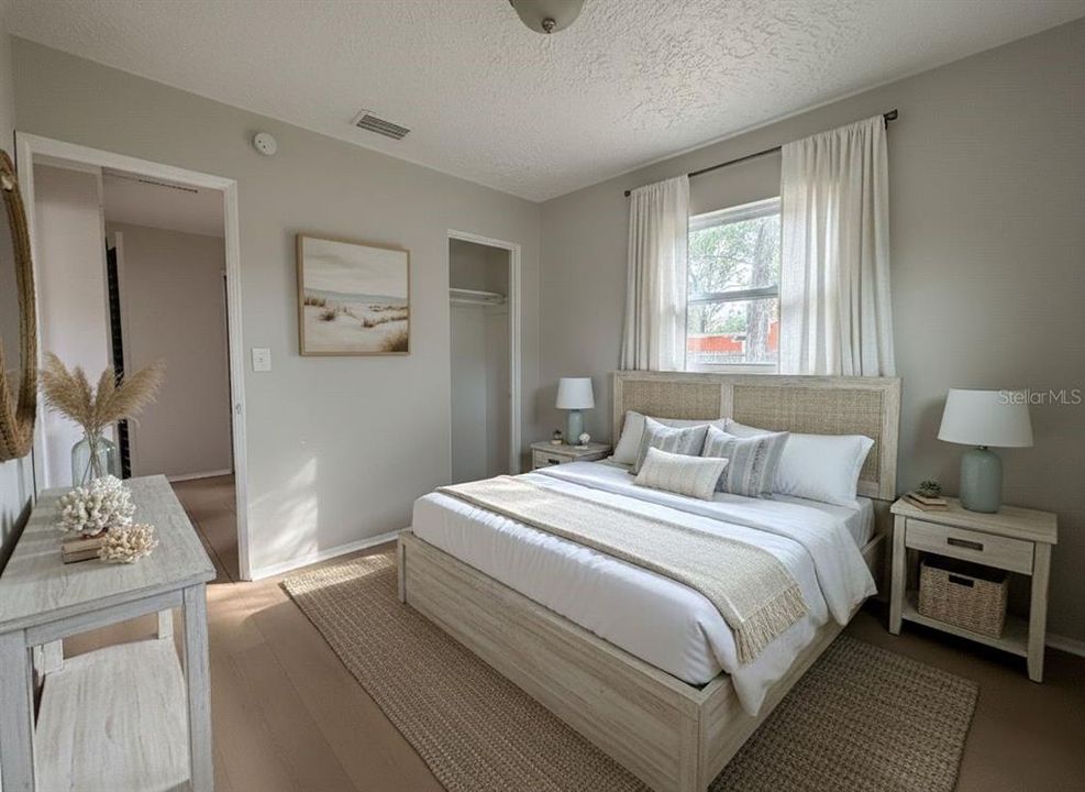 На продажу: $260,000 (4 спален, 1 ванн, 1060 Квадратных фут)