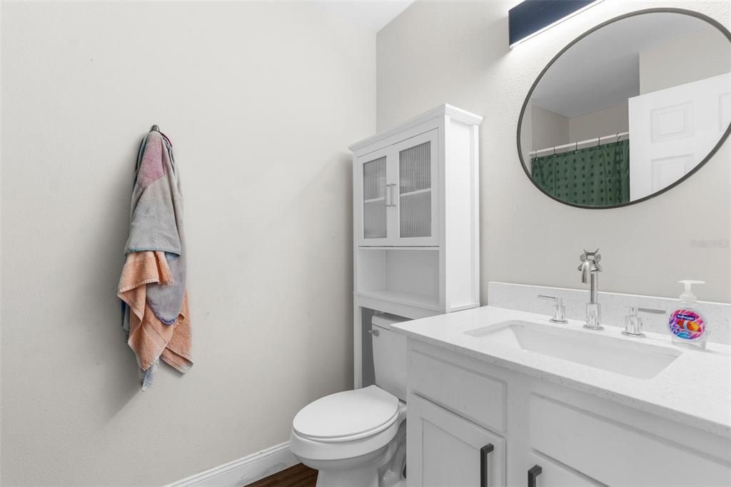 En Venta: $274,900 (3 camas, 2 baños, 1390 Pies cuadrados)