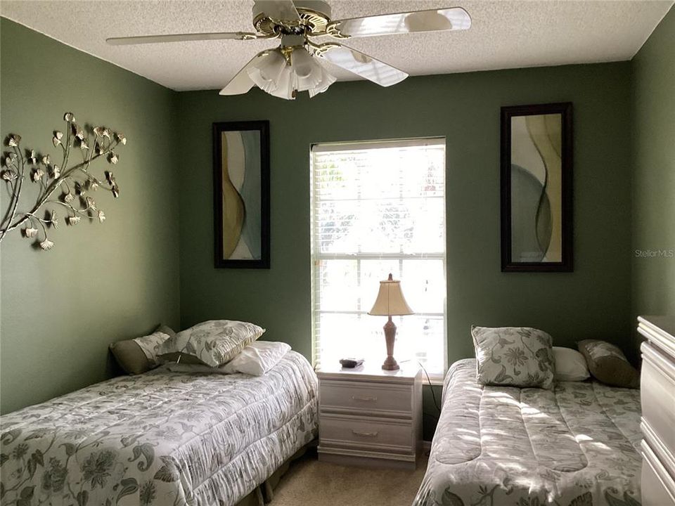 出租: $2,000 (2 贝兹, 2 浴室, 1013 平方英尺)