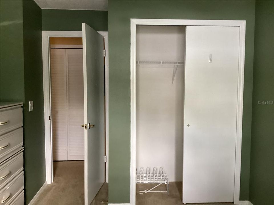 出租: $2,000 (2 贝兹, 2 浴室, 1013 平方英尺)