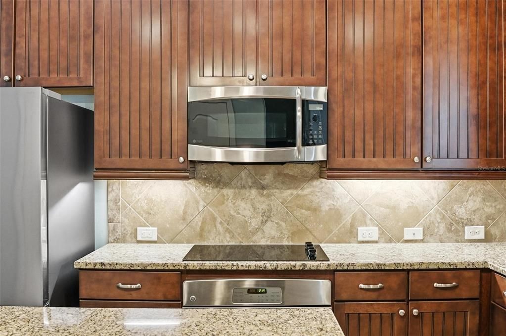 待售: $469,990 (3 贝兹, 2 浴室, 2117 平方英尺)