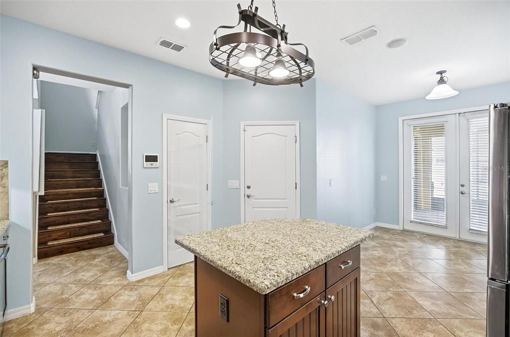 待售: $469,990 (3 贝兹, 2 浴室, 2117 平方英尺)