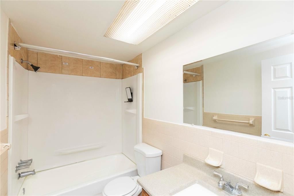 En Venta: $250,000 (3 camas, 2 baños, 1248 Pies cuadrados)