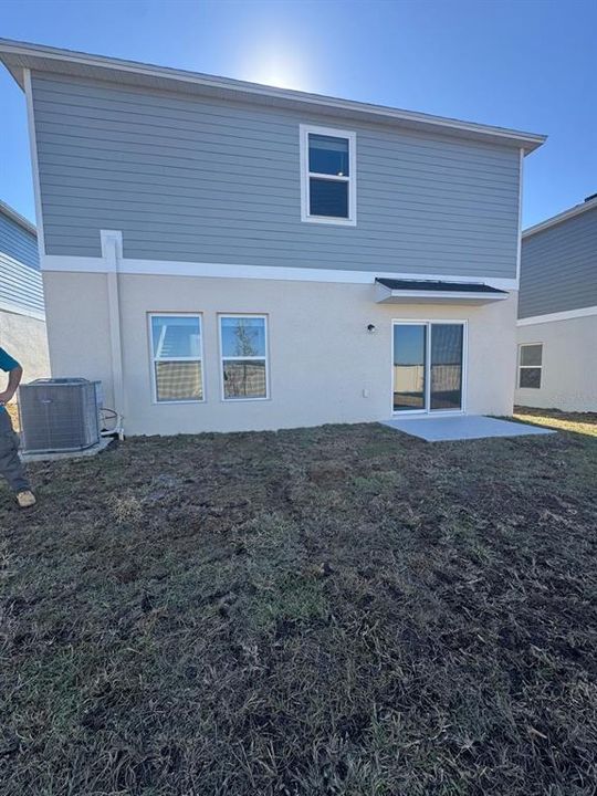 For Rent: $2,600 (4 beds, 2 baths, 2039 Square Feet)