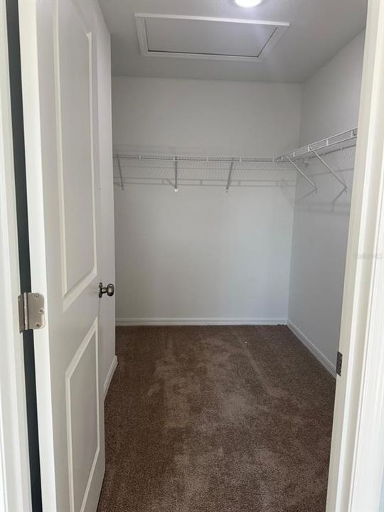 For Rent: $2,600 (4 beds, 2 baths, 2039 Square Feet)