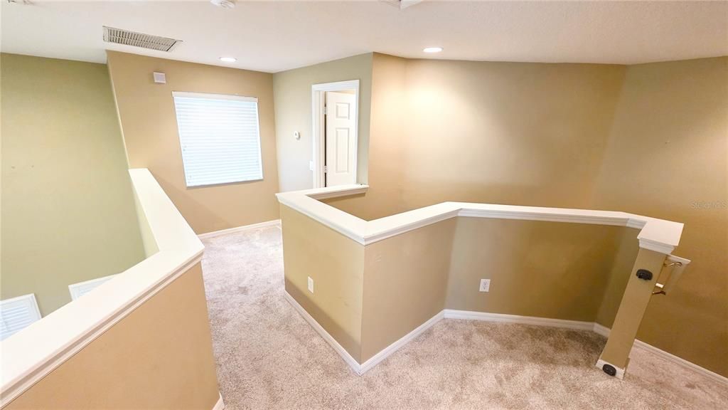 En Venta: $415,000 (3 camas, 3 baños, 2173 Pies cuadrados)