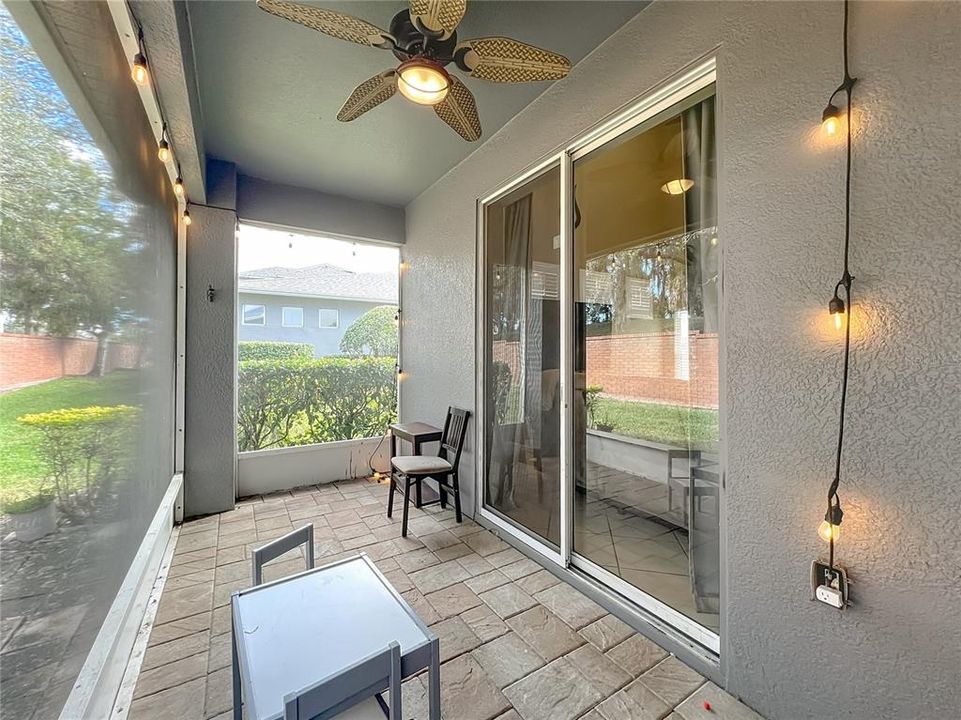 En Venta: $415,000 (3 camas, 3 baños, 2173 Pies cuadrados)