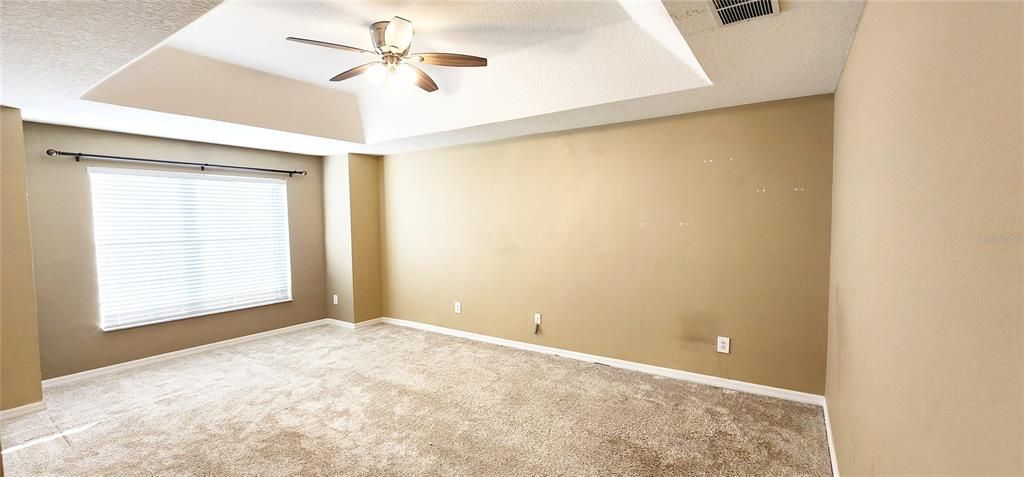 En Venta: $415,000 (3 camas, 3 baños, 2173 Pies cuadrados)