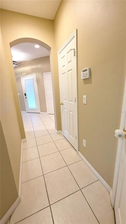 En Venta: $415,000 (3 camas, 3 baños, 2173 Pies cuadrados)