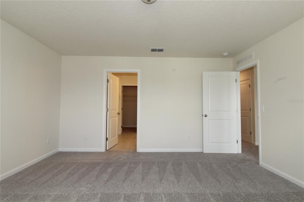 出租: $2,550 (4 贝兹, 3 浴室, 2310 平方英尺)