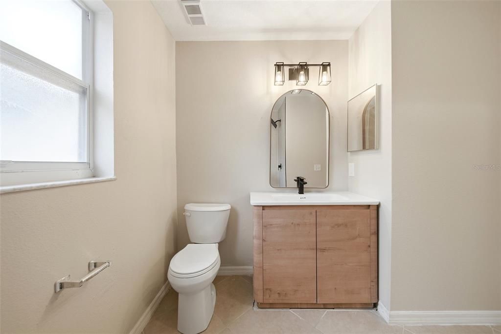 For Sale: $324,900 (3 beds, 2 baths, 1294 Square Feet)