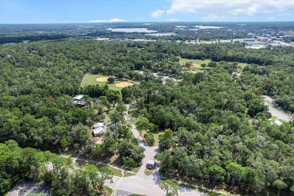 На продажу: $274,900 (3 спален, 2 ванн, 1427 Квадратных фут)