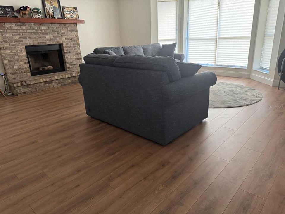 En Renta: $2,750 (3 camas, 2 baños, 2467 Pies cuadrados)