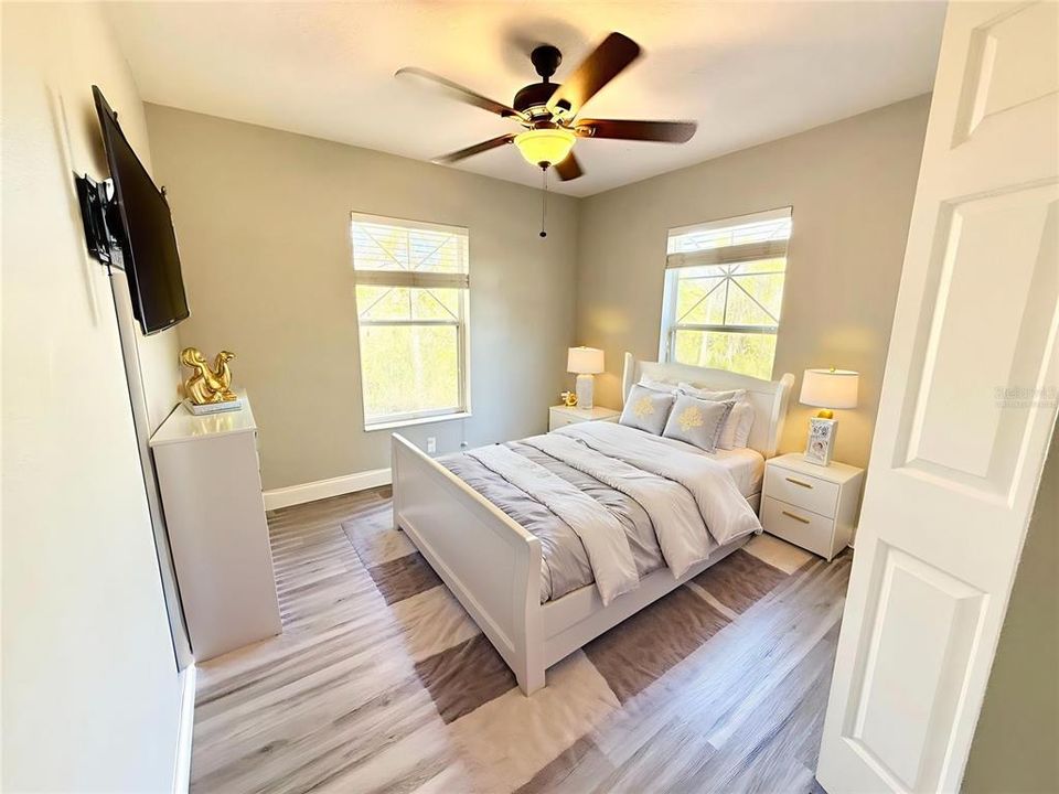 出租: $2,390 (3 贝兹, 2 浴室, 1408 平方英尺)