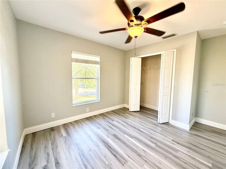 出租: $2,390 (3 贝兹, 2 浴室, 1408 平方英尺)