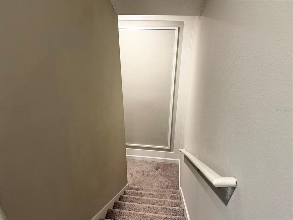 待售: $349,000 (4 贝兹, 4 浴室, 2596 平方英尺)