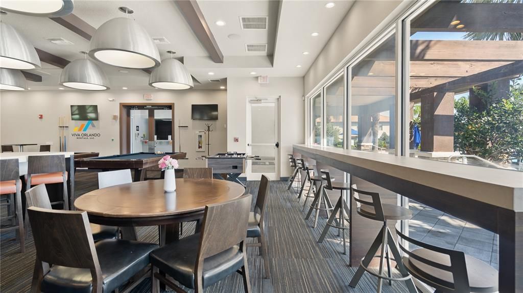 На продажу: $349,000 (4 спален, 4 ванн, 2596 Квадратных фут)