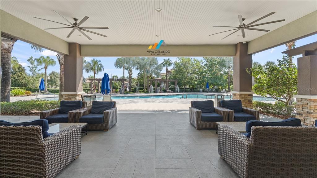 待售: $349,000 (4 贝兹, 4 浴室, 2596 平方英尺)