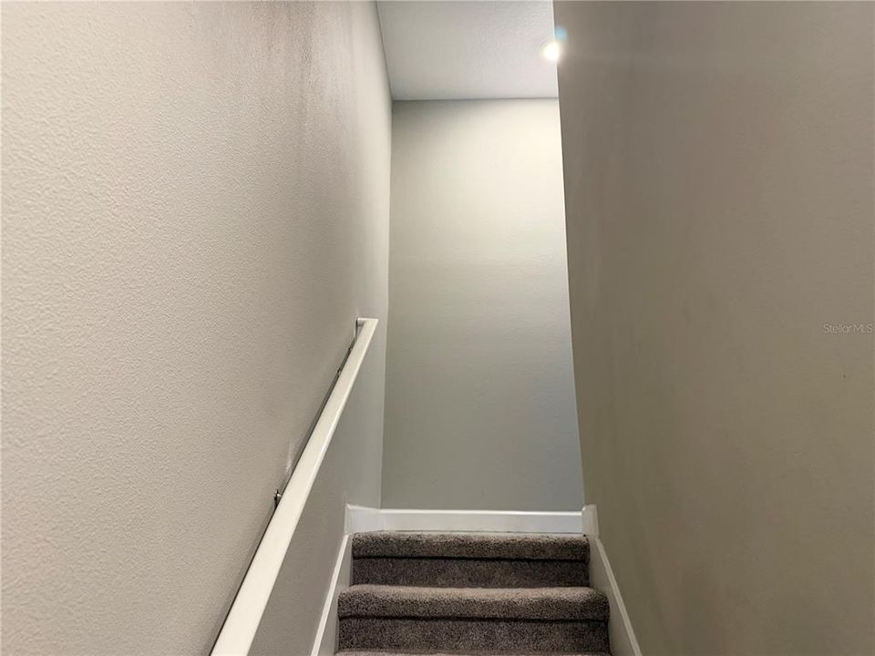 待售: $349,000 (4 贝兹, 4 浴室, 2596 平方英尺)