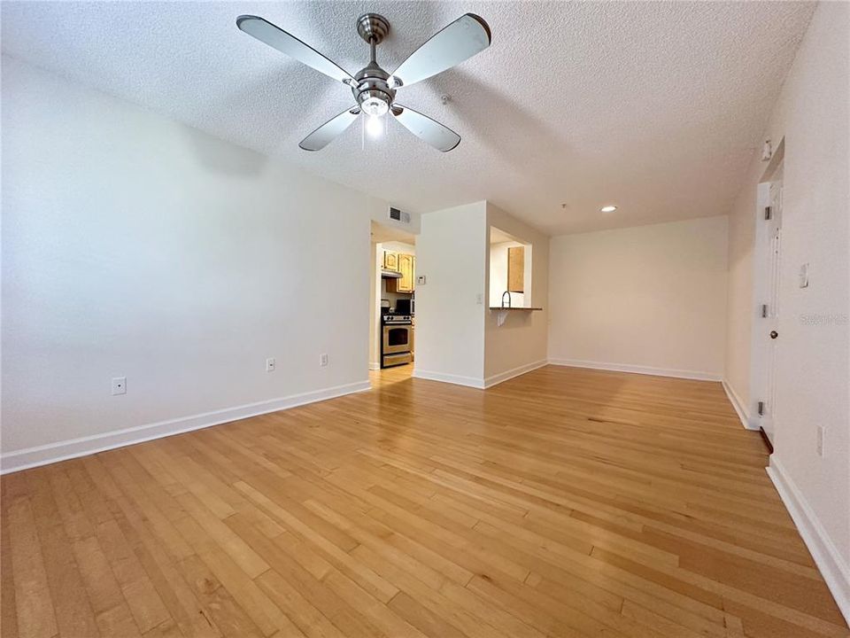 En Renta: $1,790 (2 camas, 2 baños, 993 Pies cuadrados)