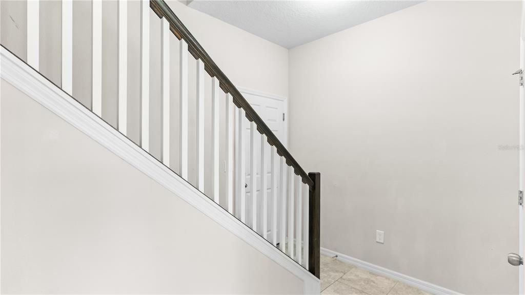 For Sale: $425,000 (3 beds, 2 baths, 1547 Square Feet)