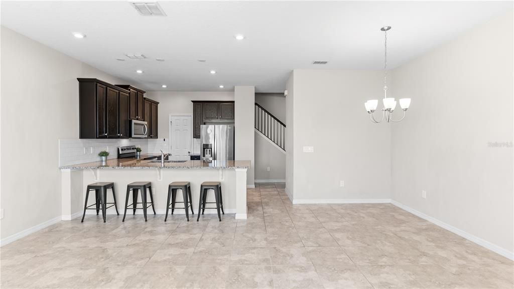 For Sale: $425,000 (3 beds, 2 baths, 1547 Square Feet)