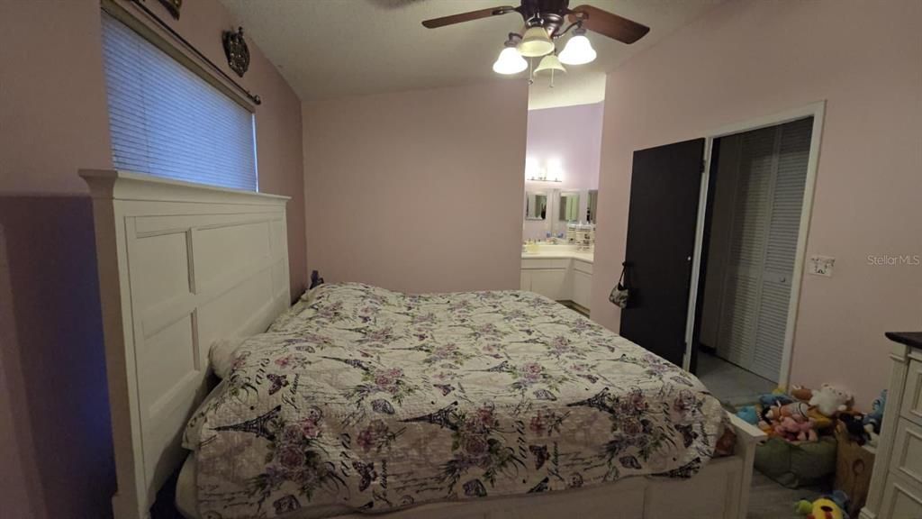 待售: $350,000 (2 贝兹, 2 浴室, 1136 平方英尺)