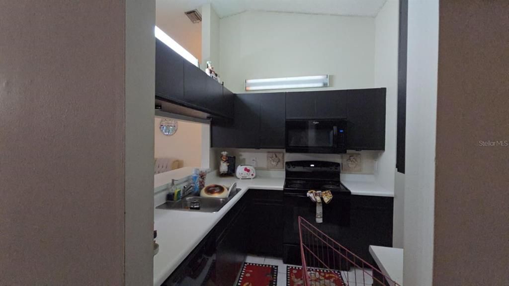 待售: $350,000 (2 贝兹, 2 浴室, 1136 平方英尺)