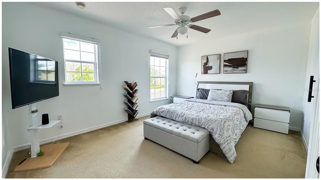 出租: $1,800 (3 贝兹, 2 浴室, 1280 平方英尺)