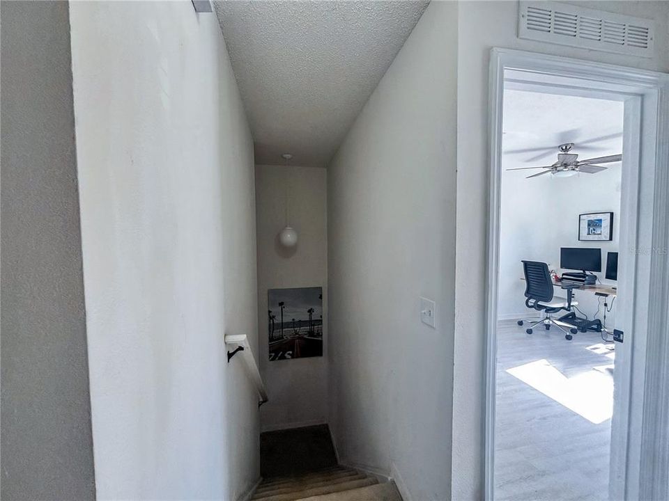 出租: $1,800 (3 贝兹, 2 浴室, 1280 平方英尺)