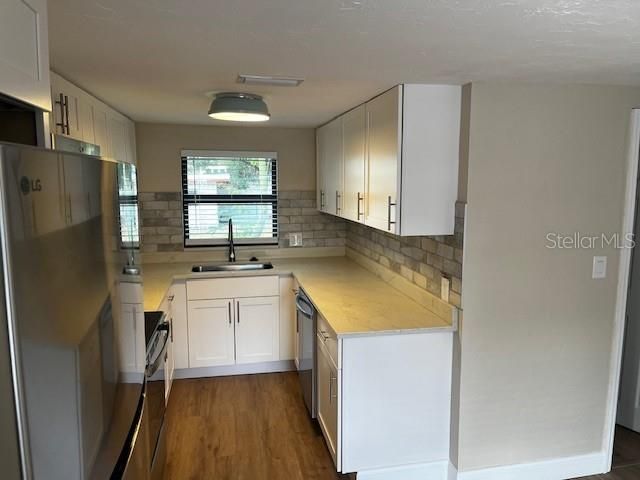 For Rent: $1,995 (2 beds, 1 baths, 1008 Square Feet)