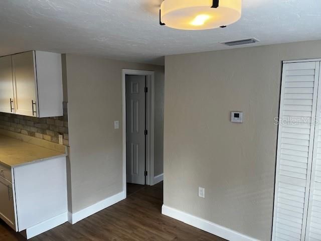 For Rent: $1,995 (2 beds, 1 baths, 1008 Square Feet)