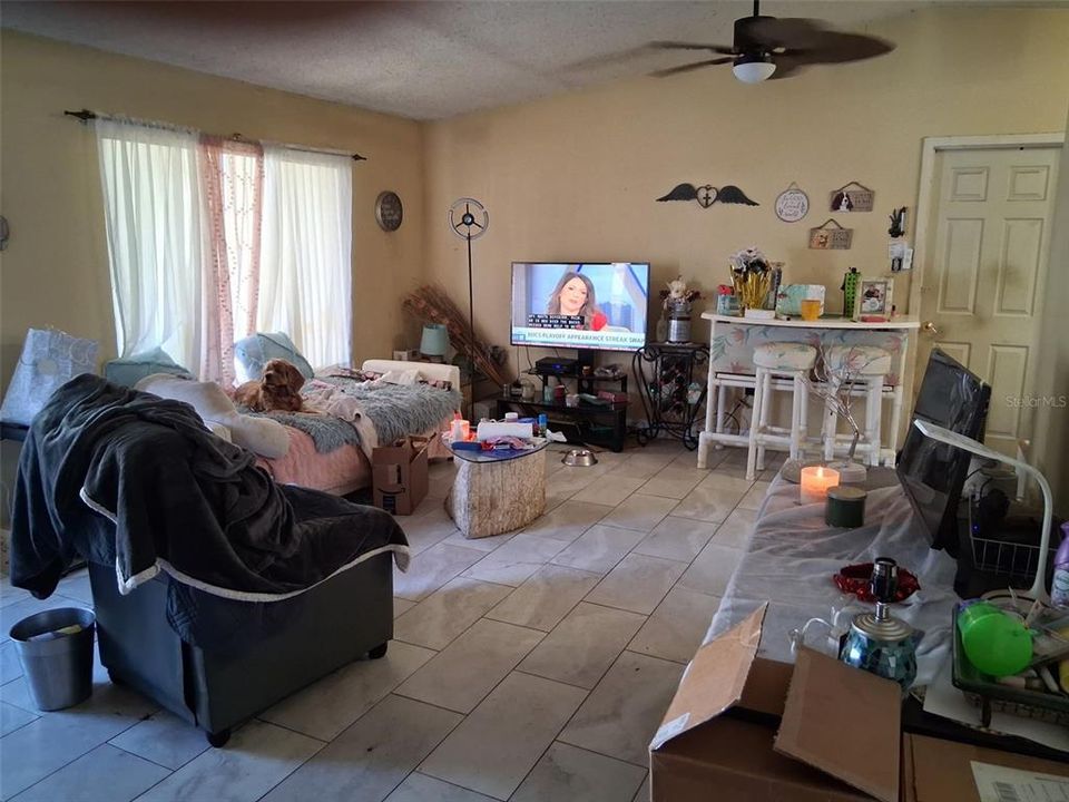 待售: $189,999 (3 贝兹, 2 浴室, 1626 平方英尺)