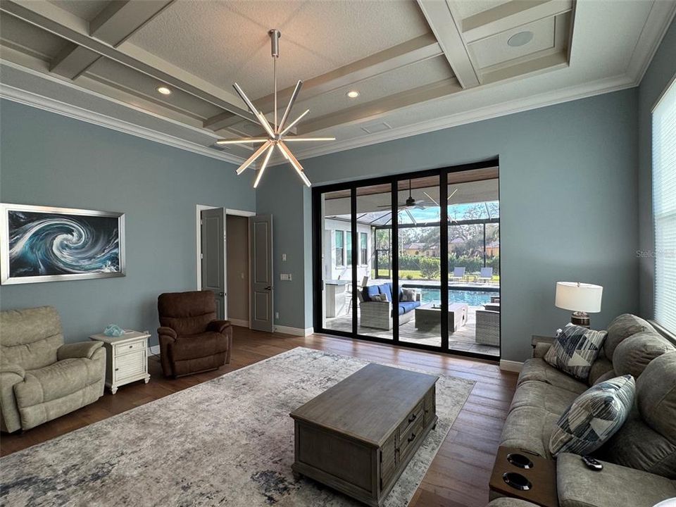 For Sale: $2,785,000 (3 beds, 4 baths, 3943 Square Feet)