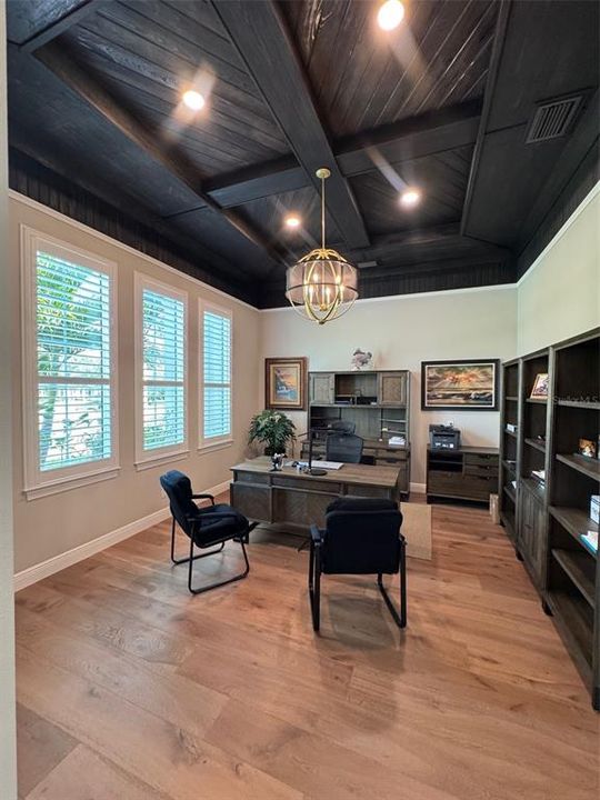 For Sale: $2,785,000 (3 beds, 4 baths, 3943 Square Feet)