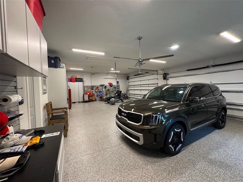 For Sale: $2,785,000 (3 beds, 4 baths, 3943 Square Feet)